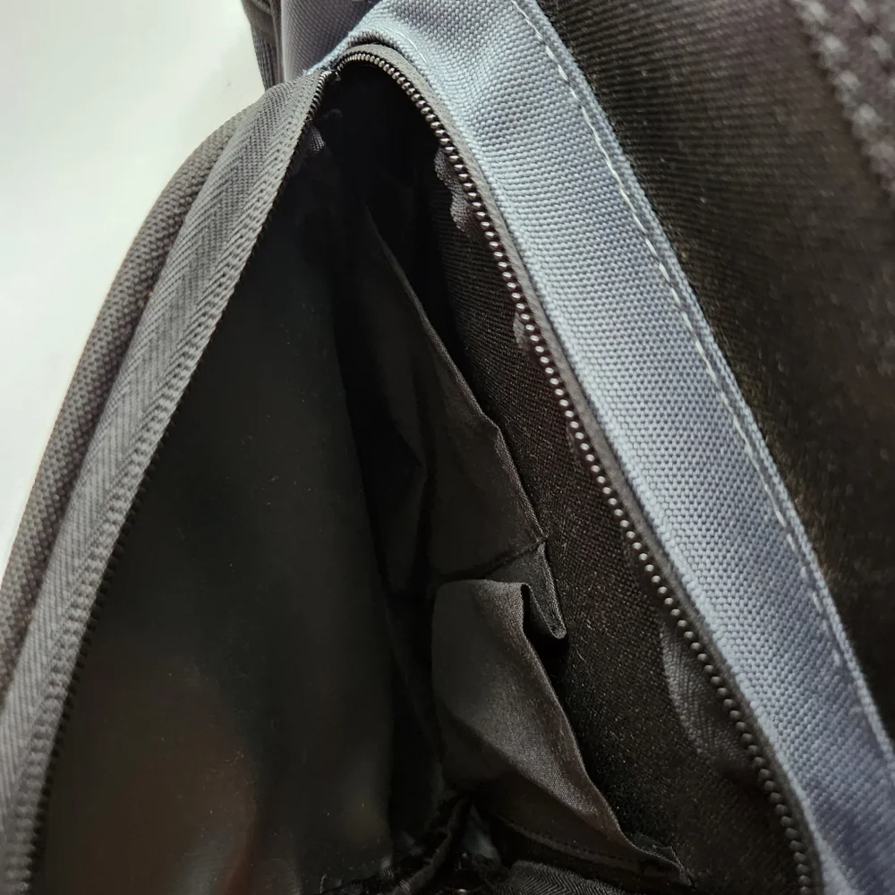 Targus Laptop Messenger Shoulder Bag Black Gray Blue